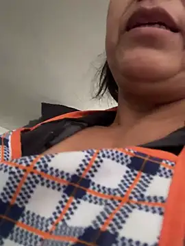 Snapshot of siri_duque chatting on June 11, 7:56 pm siri duque online show from June 11, 7:56 pm