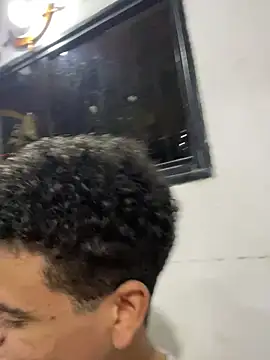 Snapshot of Leo_bunny_hot chatting on January 8, 10:58 pm Leo bunny hot online show from January 8, 10:58 pm