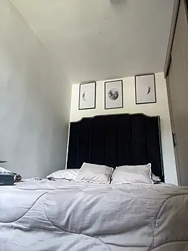 Snapshot of Leo_bunny_hot chatting on January 27, 5:37 pm Leo bunny hot online show from January 27, 5:37 pm