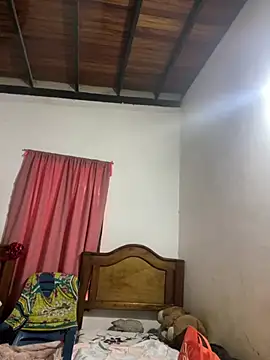 Snapshot of Leo_bunny_hot chatting on February 13, 4:50 pm Leo bunny hot online show from February 13, 4:50 pm