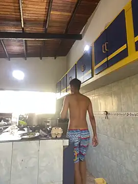 Snapshot of Leo_bunny_hot chatting on February 15, 5:50 pm Leo bunny hot online show from February 15, 5:50 pm