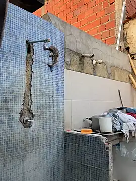 Snapshot of Leo_bunny_hot chatting on February 21, 10:15 pm Leo bunny hot online show from February 21, 10:15 pm