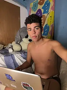 Snapshot of Leo_bunny_hot chatting on March 22, 12:49 am Leo bunny hot online show from March 22, 12:49 am