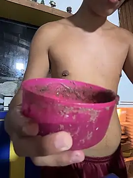 Snapshot of Leo_bunny_hot chatting on November 27, 7:21 am Leo bunny hot online show from November 27, 7:21 am