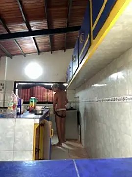 Snapshot of Leo_bunny_hot chatting on December 18, 8:04 pm Leo bunny hot online show from December 18, 8:04 pm