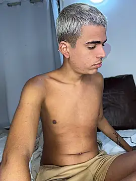 Leo bunny hot online show from June 25, 9:41 pm