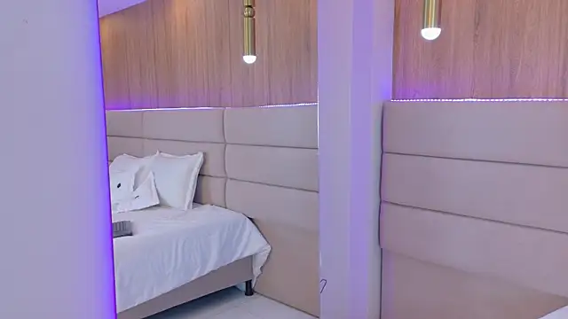 AnabelleRay online show from December 16, 8:03 pm