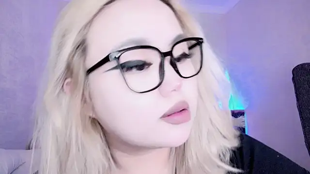 amelia sunlight online show from December 16, 12:26 am