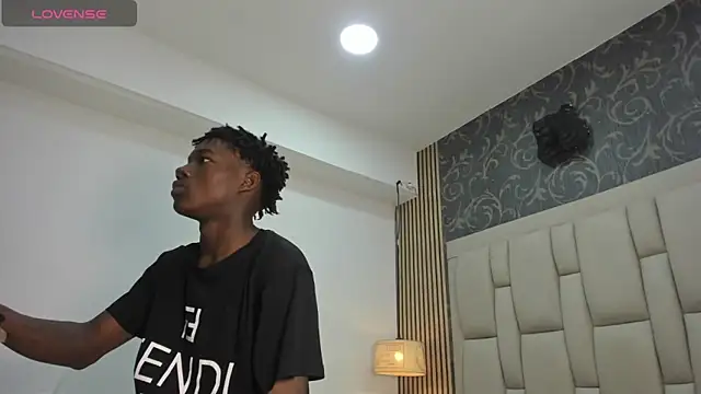 chimi88 online show from February 20, 11:20 am