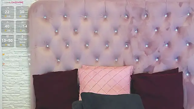 SophiaStarr online show from February 1, 12:40 am