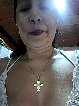 Snapshot of Megan_jennerr chatting on May 8, 3:39 pm Megan jennerr online show from May 8, 3:39 pm