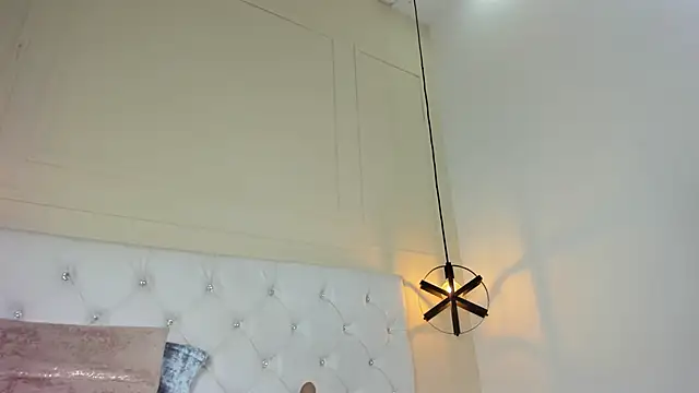 Slut Milf  online show from January 21, 1:18 am