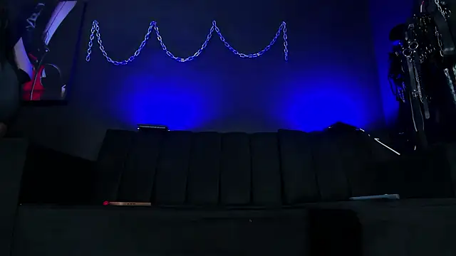 Snapshot of DelaneyStone chatting on March 6, 9:22 pm DelaneyStone online show from March 6, 9:22 pm