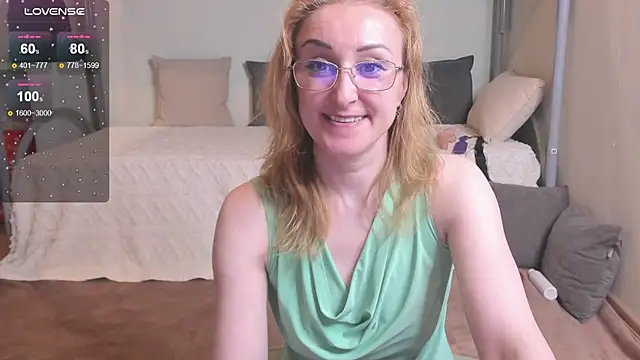 Snapshot of MadissonKiss chatting on May 11, 4:48 pm MadissonKiss online show from May 11, 4:48 pm