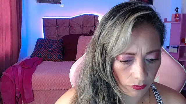 Melanyy 100 online show from March 17, 9:23 pm