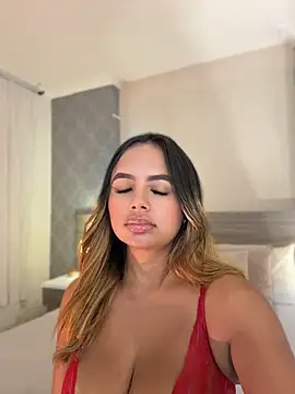 Snapshot of Mistyca chatting on June 18, 11:14 am Mistyca online show from June 18, 11:14 am