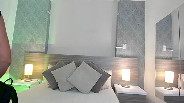 Snapshot of Mistyca chatting on July 24, 11:19 am Mistyca online show from July 24, 11:19 am