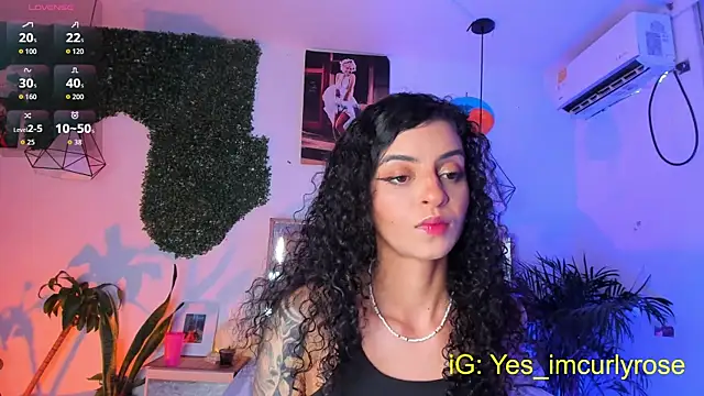 CurlyRose   online show from September 10, 10:10 pm