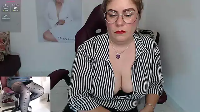 Serenay  online show from December 21, 10:51 pm