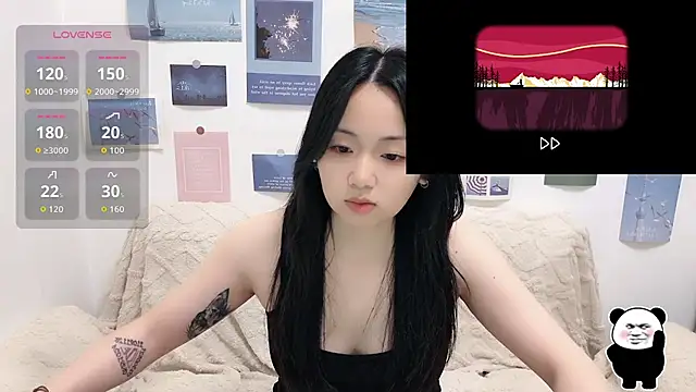 LiLiYbaby online show from October 31, 6:25 am