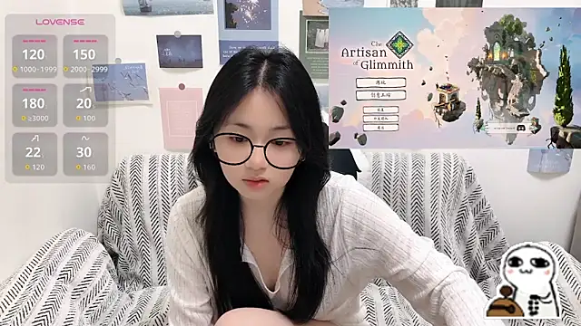 Snapshot of LiLiYbaby chatting on June 5, 6:52 am LiLiYbaby online show from June 5, 6:52 am