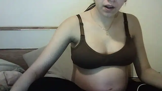 Ahotkittyxxx online show from November 15, 6:15 pm