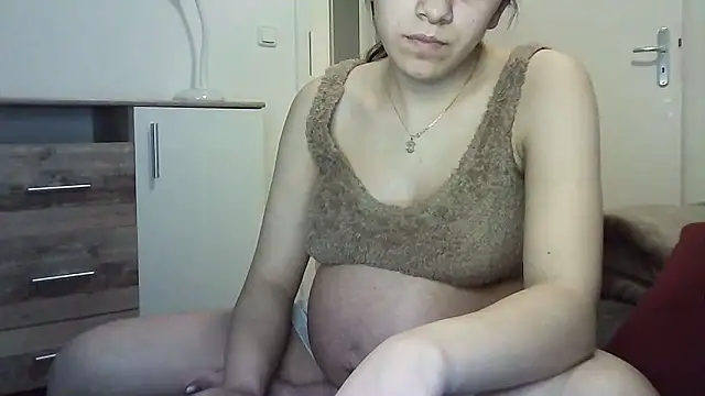 Ahotkittyxxx online show from February 2, 4:17 pm