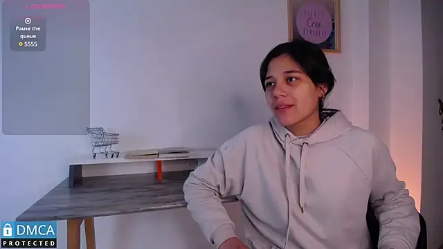 Snapshot of floriamANDjazmin chatting on February 3, 11:31 am floriamANDjazmin online show from February 3, 11:31 am