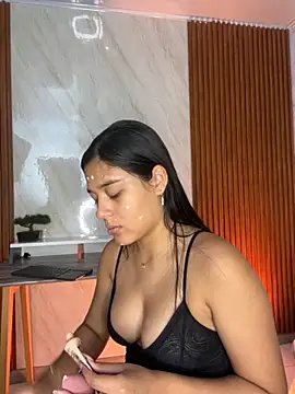 Snapshot of floriamANDjazmin chatting on November 7, 7:14 pm floriamANDjazmin online show from November 7, 7:14 pm