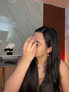 floriamANDjazmin online show from May 1, 6:56 pm