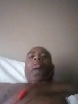 Snapshot of SLOWSTRO chatting on December 2, 10:01 pm SLOWSTRO online show from December 2, 10:01 pm