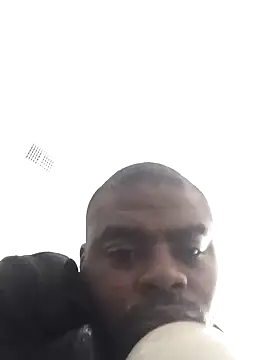 Snapshot of SLOWSTRO chatting on March 16, 9:47 pm SLOWSTRO online show from March 16, 9:47 pm