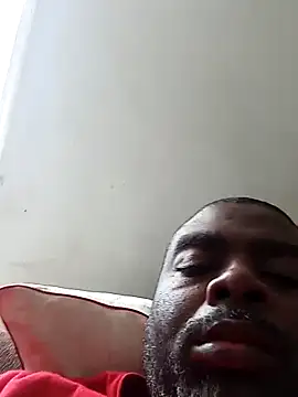 Snapshot of SLOWSTRO chatting on March 21, 6:18 pm SLOWSTRO online show from March 21, 6:18 pm