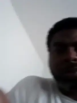 Snapshot of SLOWSTRO chatting on March 1, 2:41 pm SLOWSTRO online show from March 1, 2:41 pm