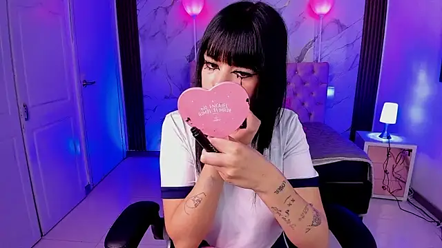 AuroraDiaz online show from December 5, 7:21 pm