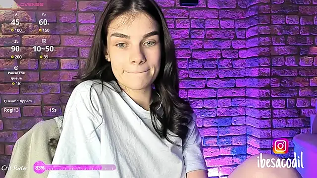 Snapshot of adriana_allien chatting on February 21, 10:59 pm adriana allien online show from February 21, 10:59 pm