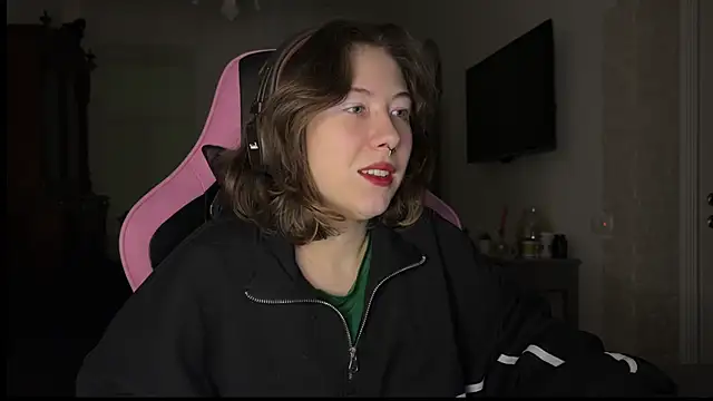 misswishh  online show from February 11, 12:06 am