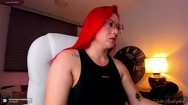 Snapshot of miss_julietaa chatting on March 4, 11:29 am miss julietaa online show from March 4, 11:29 am