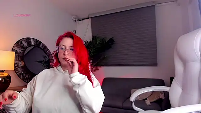 Snapshot of miss_julietaa chatting on March 20, 11:49 am miss julietaa online show from March 20, 11:49 am