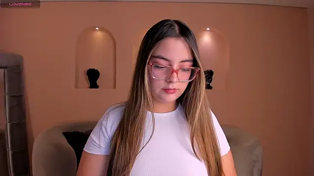 Snapshot of AllisonRogersX chatting on July 25, 12:03 pm AllisonRogersX online show from July 25, 12:03 pm