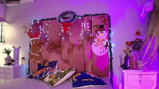 SweetBonniie online show from December 15, 12:09 pm