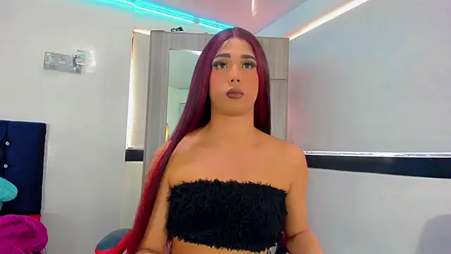 Hellen moons   online show from September 30, 7:19 pm