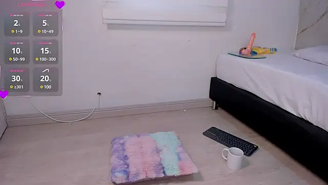 Mackenize online show from December 14, 7:36 pm