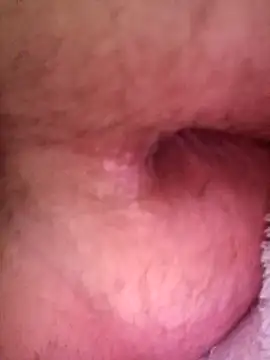 Snapshot of curiously-bi37 chatting on November 7, 2:00 am curiously-bi37 online show from November 7, 2:00 am