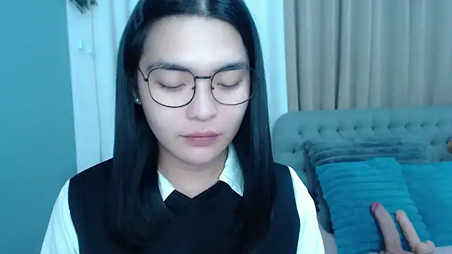 Snapshot of zhaviahale21 chatting on October 26, 5:08 pm zhaviahale21 online show from October 26, 5:08 pm