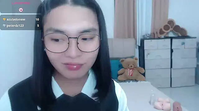 zhaviahale21 online show from August 1, 12:04 pm