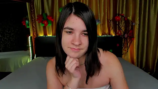  Polly Love  online show from March 11, 7:03 am