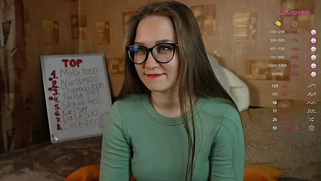 Snapshot of Miatiny chatting on March 8, 12:41 pm Miatiny online show from March 8, 12:41 pm