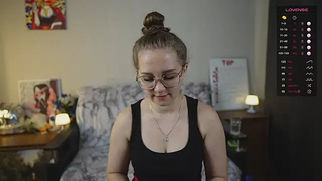 Snapshot of Miatiny chatting on September 25, 3:05 pm Miatiny online show from September 25, 3:05 pm