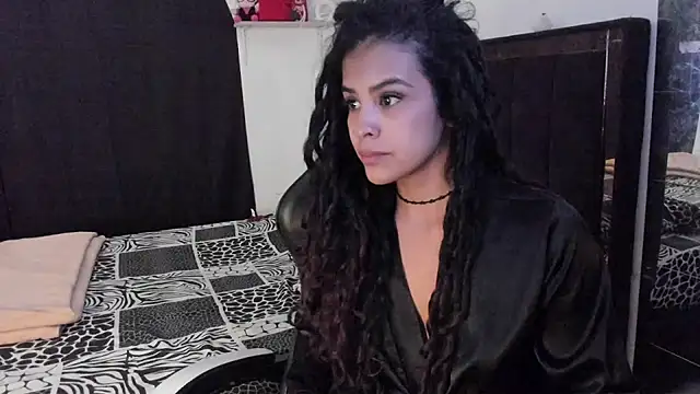 Snapshot of Moon_Sammy chatting on June 29, 2:17 pm Moon Sammy online show from June 29, 2:17 pm